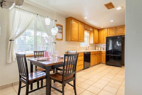 1135 N Rosemore Ave, Modesto, CA 95358 photo 7