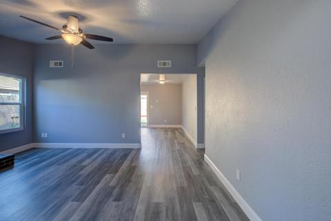 1709 Radley Pl, Modesto, CA 95351 photo 4