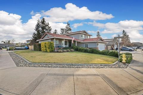 1624 Dickey Ct, Ripon, CA 95366 photo 4