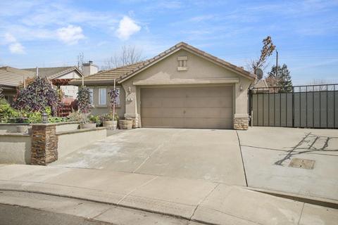 68 Reynolds Way, Lodi, CA 95242 photo 2