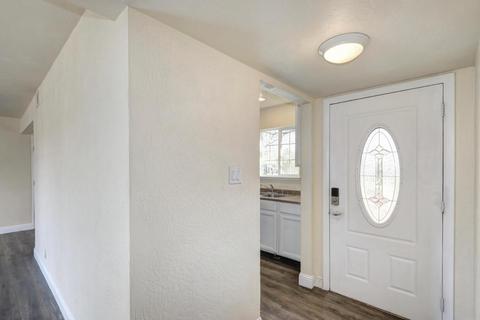 137 W Elverta Rd, Elverta, CA 95626 photo 3