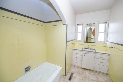 1605 Victoria Dr, Modesto, CA 95351 photo 17