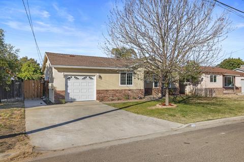 113 E Syracuse, Turlock, CA 95380 photo 4