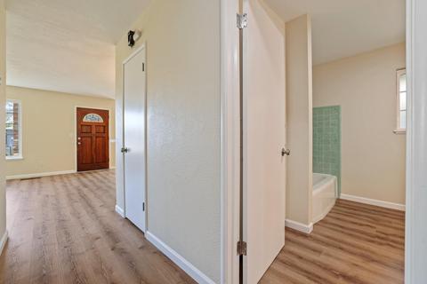 113 E Syracuse, Turlock, CA 95380 photo 17