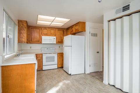 3910 Oak Villa Cir, Carmichael, CA 95608 photo 13