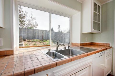4752 Rustic Rd, Fair Oaks, CA 95628 photo 14
