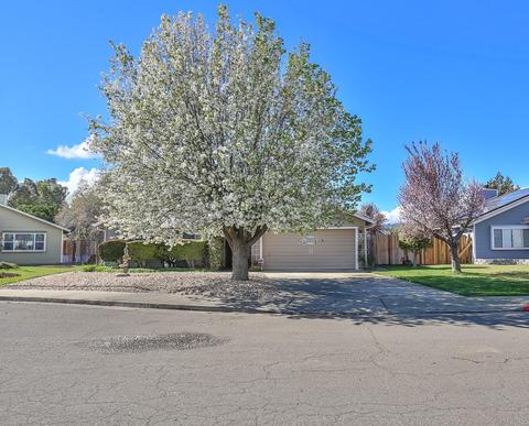 800 Suffolk Pl, Winters, CA 95694 photo 2