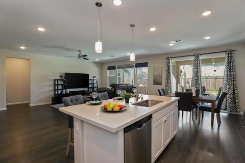 411 Defender Ln, Tracy, CA 95377 photo 13