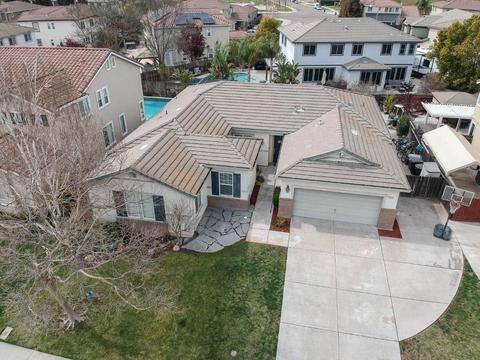 555 Bob Way, Ripon, CA 95366 photo 2