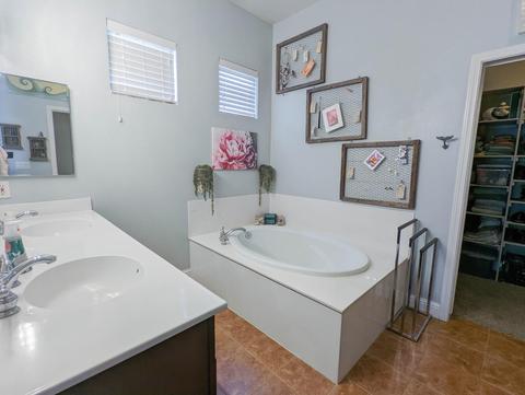555 Bob Way, Ripon, CA 95366 photo 28