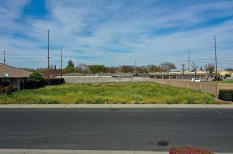 2021 Kendall Ave, Modesto, CA 95355 photo 1
