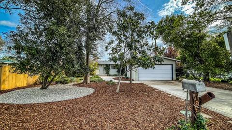 5506 Gibbons Dr, Carmichael, CA 95608 photo 2