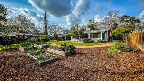 5506 Gibbons Dr, Carmichael, CA 95608 photo 4