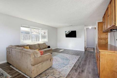 1055 Jackson St, Gridley, CA 95948 photo 5