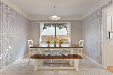2160 Debbie Ln, Lodi, CA 95242 photo 11