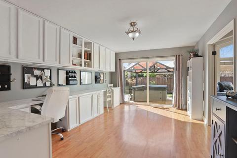 2160 Debbie Ln, Lodi, CA 95242 photo 12