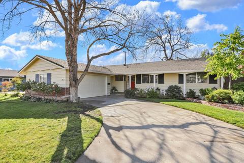 2160 Debbie Ln, Lodi, CA 95242 photo 1