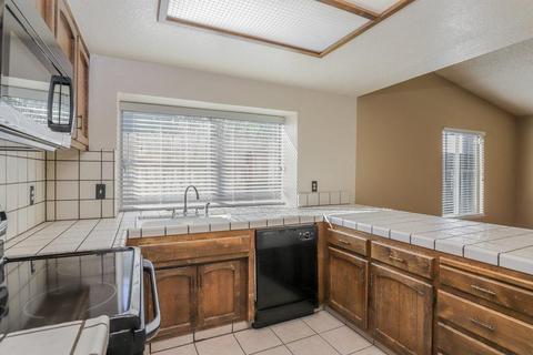 2105 Lincoln Oak Dr, Modesto, CA 95355 photo 18