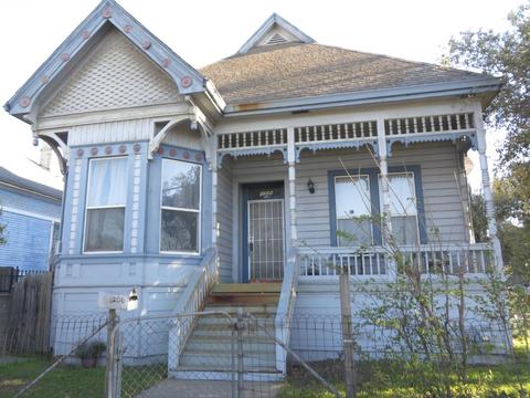 1206 E Hazelton Ave, Stockton, CA 95205 photo 2