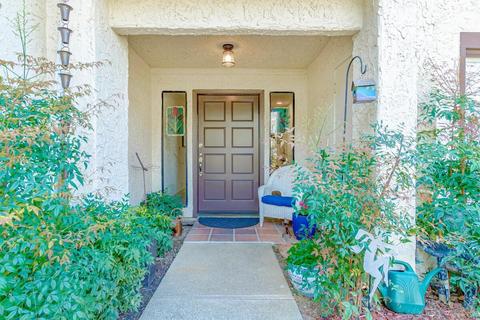 861 Lake Terrace Cir, Davis, CA 95616 photo 2