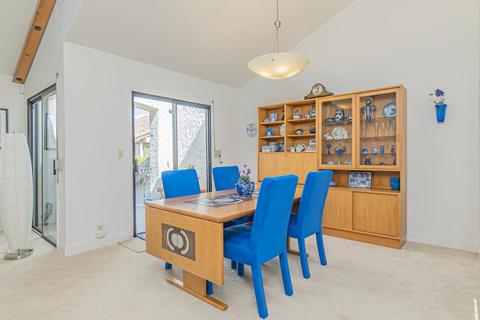 861 Lake Terrace Cir, Davis, CA 95616 photo 4