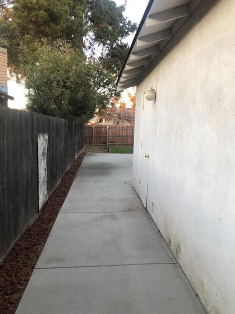 1409 Clevenger Dr, Modesto, CA 95356 photo 8