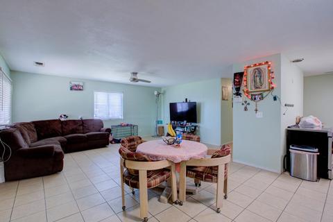1705 Kenneth St, Modesto, CA 95351 photo 7