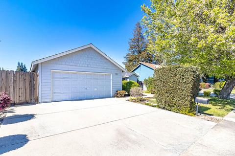 4017 Semallon Dr, Modesto, CA 95356 photo 2