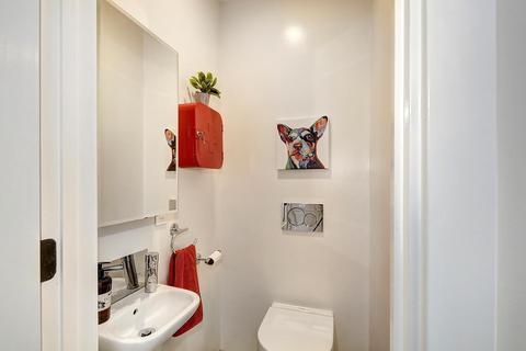 1426 Nutmeg Ln, Davis, CA 95618 photo 8