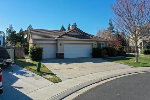 2079 Iris Pl, Manteca, CA 95337 photo 4
