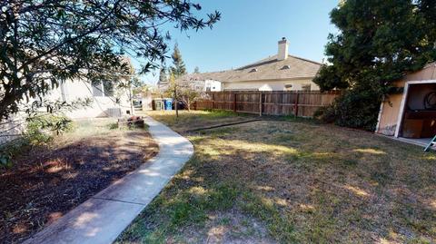 2079 Iris Pl, Manteca, CA 95337 photo 18