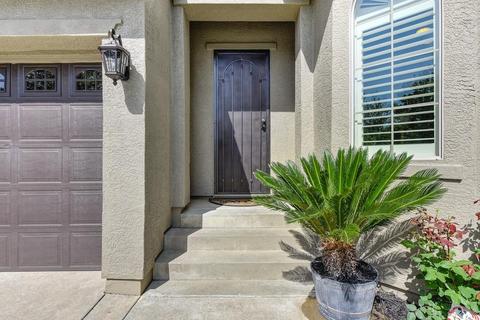 1835 Caversham Way, Folsom, CA 95630 photo 4