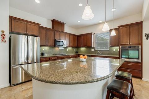 785 Collins St, Manteca, CA 95337 photo 2