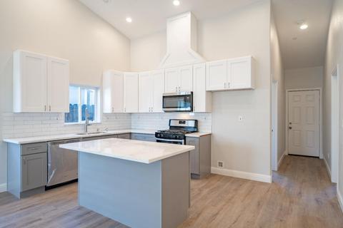 1010 Alamo Ave, Modesto, CA 95351 photo 13