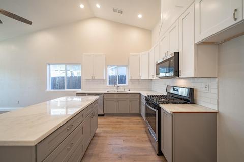 1010 Alamo Ave, Modesto, CA 95351 photo 10