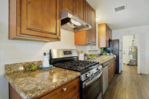 256 Shilling Ave, Lathrop, CA 95330 photo 13