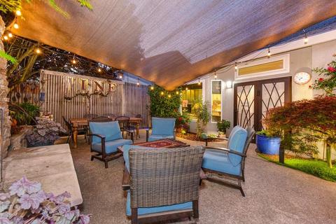 5201 Whisper Oaks Ln, Carmichael, CA 95608 photo 48