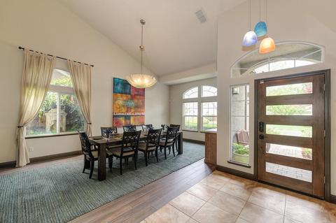 5201 Whisper Oaks Ln, Carmichael, CA 95608 photo 6