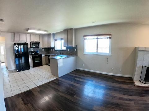 436 W 1st St, Ripon, CA 95366 photo 4