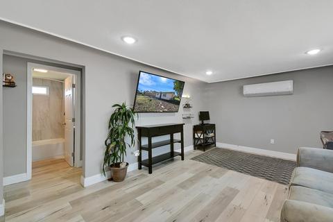 1922 Beverly Ave, Olivehurst, CA 95961 photo 10