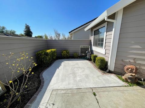 2241 Chelmsford Dr, Modesto, CA 95356 photo 2