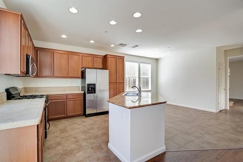 750 Courtyards Loop, Lincoln, CA 95648 photo 4