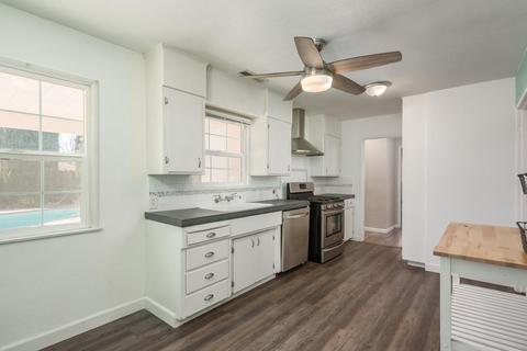 1725 Bronson, Modesto, CA 95350 photo 8