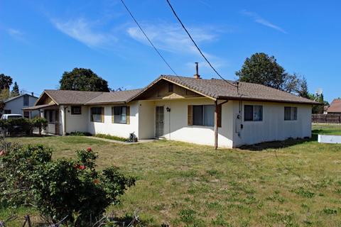 325 E Harney Ln, Lodi, CA 95240 photo 1