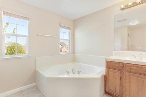 1546 Oasis, Patterson, CA 95363 photo 28