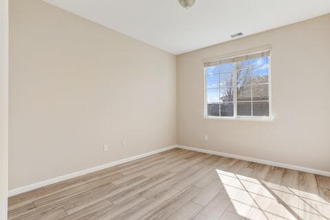 1546 Oasis, Patterson, CA 95363 photo 17
