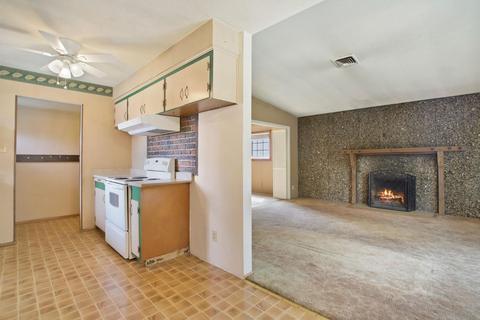 1127 Glenhurst Dr, Lodi, CA 95240 photo 6