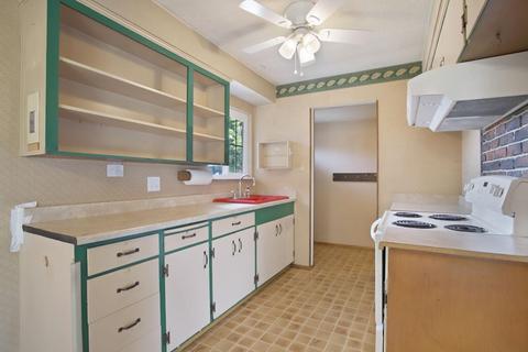 1127 Glenhurst Dr, Lodi, CA 95240 photo 8