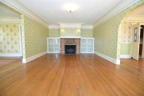 2113 E Tuolumne Rd, Turlock, CA 95382 photo 4