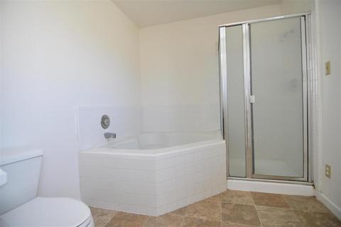 2113 E Tuolumne Rd, Turlock, CA 95382 photo 46